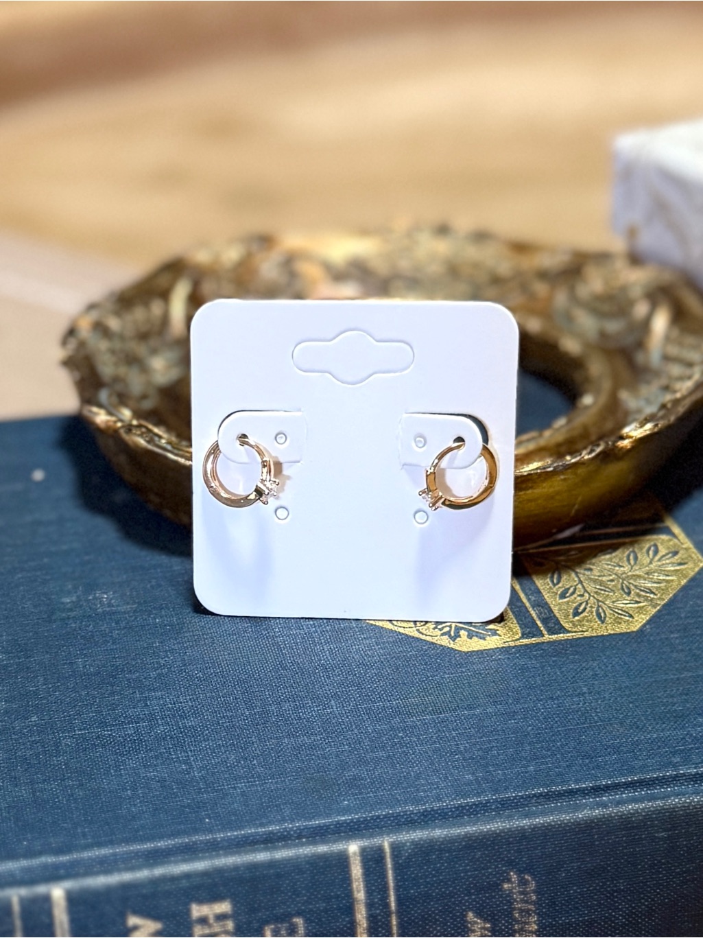 Miranda Frye Kierza Huggie Hoop Earrings — image 4 of 6